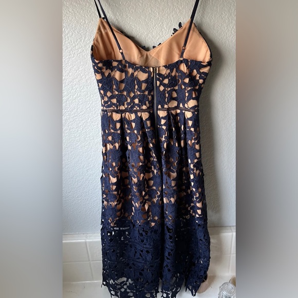 Few Moda New York Lace Dress Size S - Picture 4 of 4